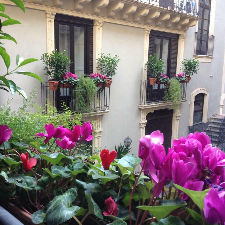 House Vintage Bed and Breakfast Catania Exterior foto